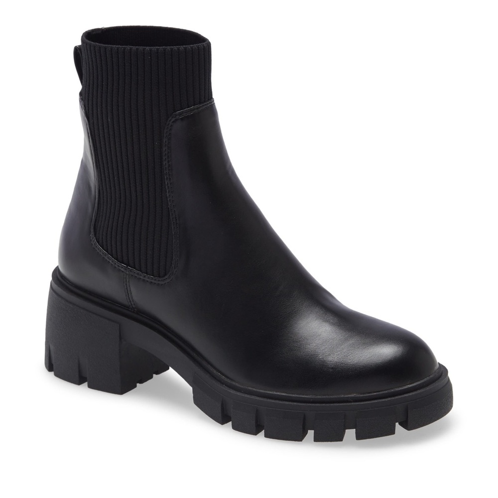 Steve Madden Chelsea Boots